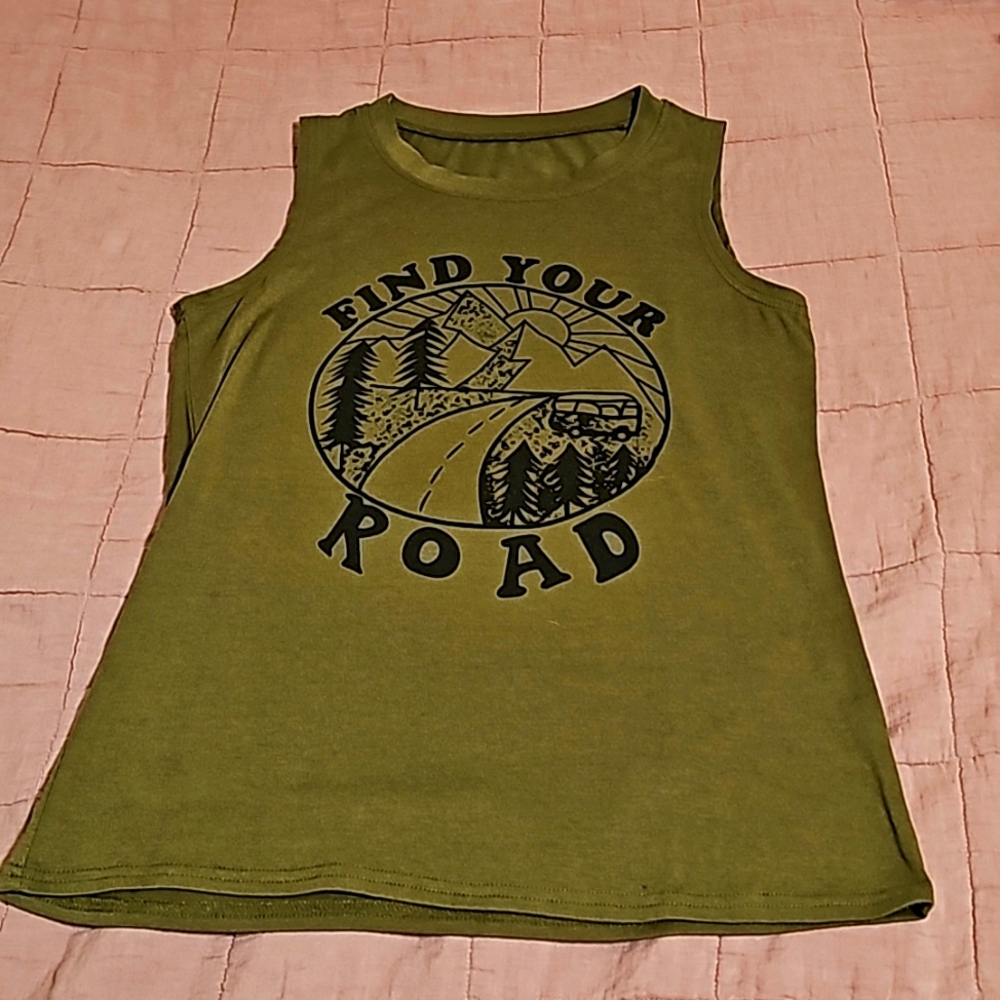Graphic tank top. Forest Green